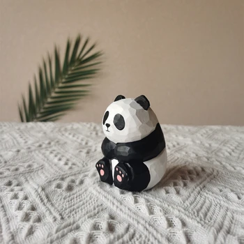 Ръчно изработени от масивно дърво, черно-бяла на червена панда, дърворезба, едно малко бижу, прекрасно украшение за плотове, подарък за кола за рождения си ден