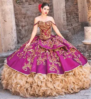 Буйни рокля цвят Фуксия и Злато Charro, Бална рокля С открити рамене, Апликации, Мексико Сладост, 16 Рокли, 15 Anos