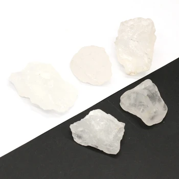 4ШТ Естествени полускъпоценни камъни, бял кристал, необработени камъни, модни очарователните проби, украшения от скъпоценни камъни, Размер на бижута от 20-30 мм