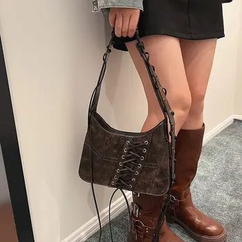 Реколта чанта в стил пънк, модерен каишка, пикантен дамски чанти под мишниците 2023, Нова универсална женска чанта Advanced Sense в ретро стил Ins